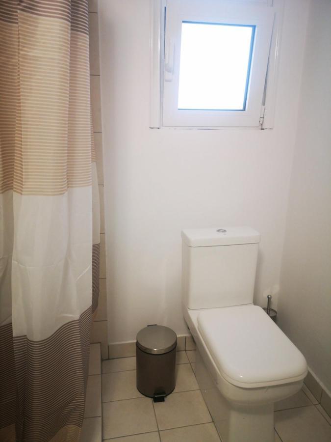 Explore Greece From Colorful City Centre Apartment Chalkís Eksteriør bilde